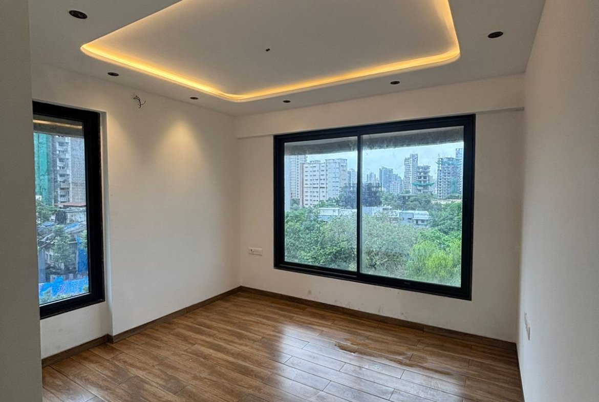 Urna 71P by Sanjay Mittal, Borivali East