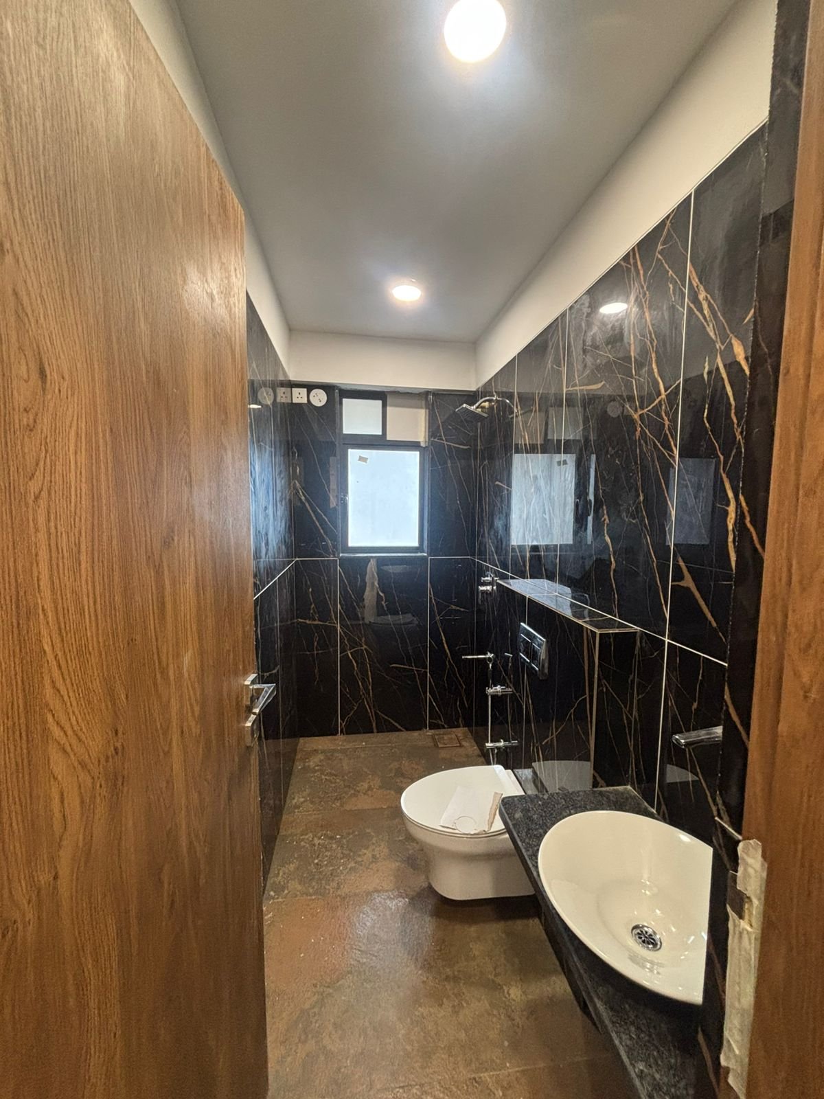 Urna 71P by Sanjay Mittal, Borivali East