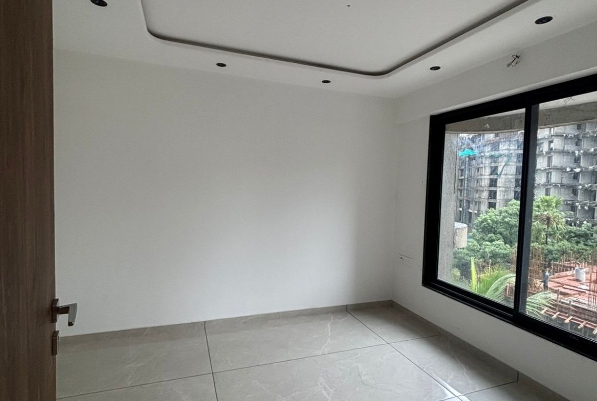 Urna 71P by Sanjay Mittal, Borivali East