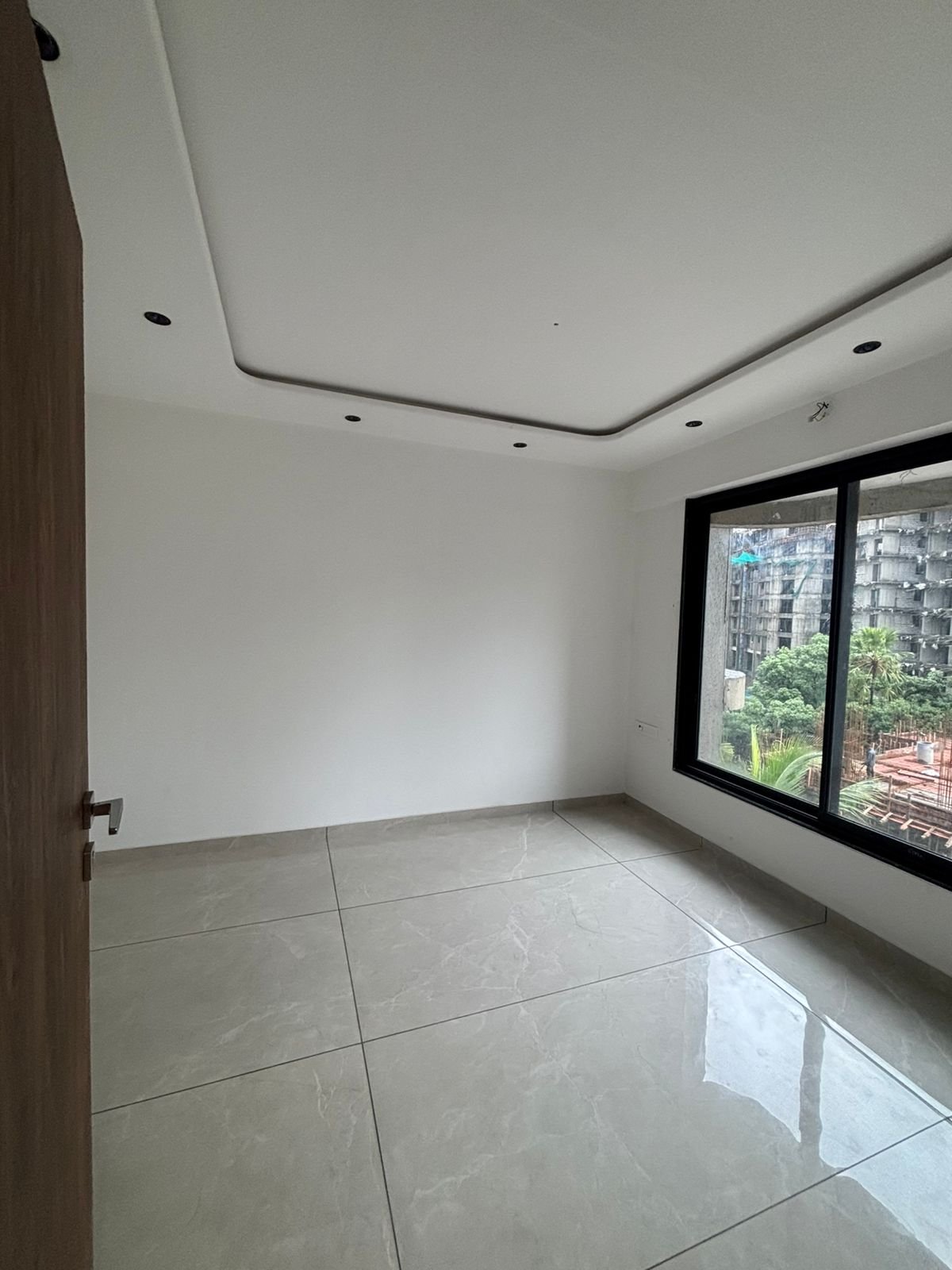 Urna 71P by Sanjay Mittal, Borivali East