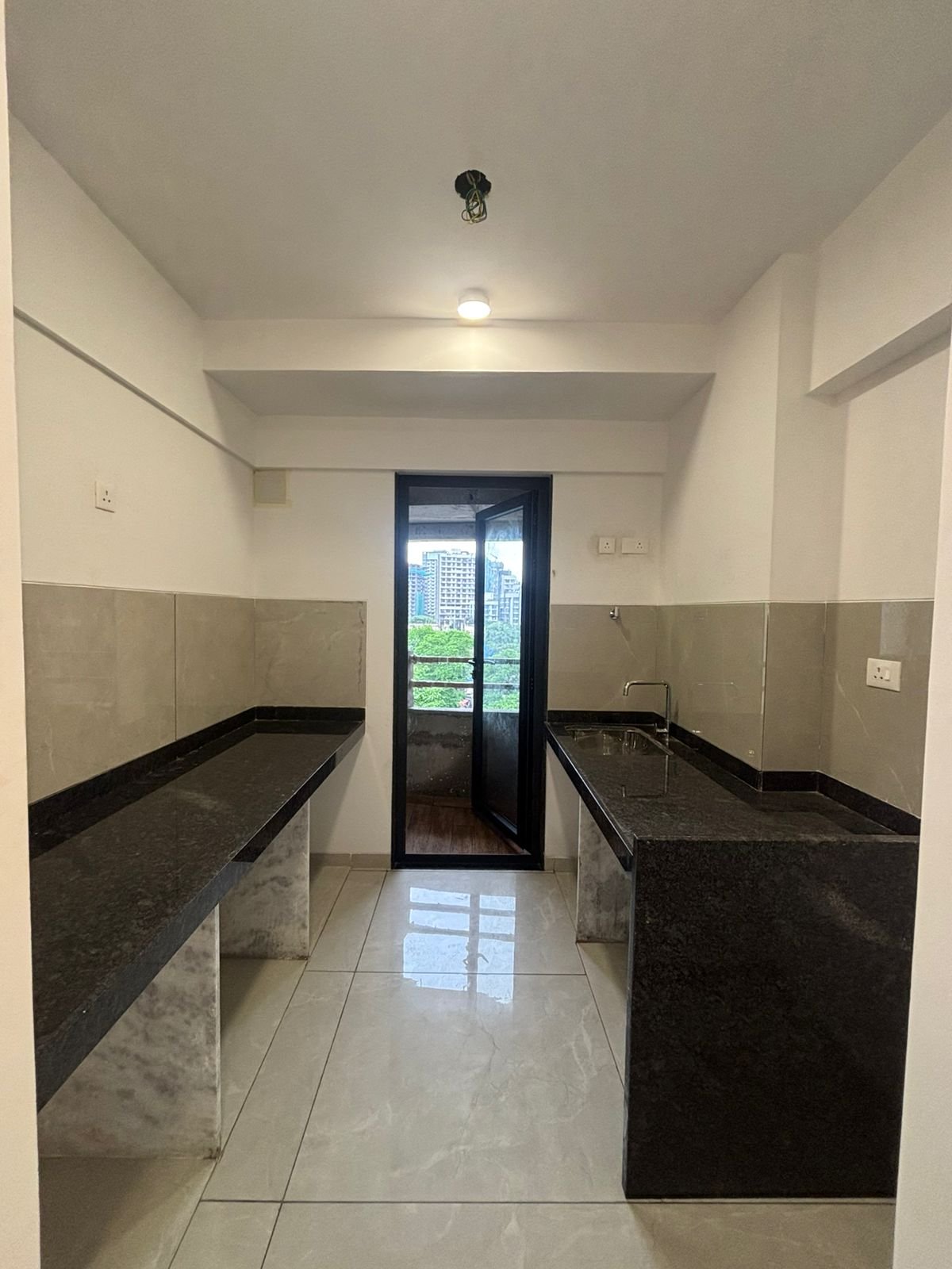 Urna 71P by Sanjay Mittal, Borivali East