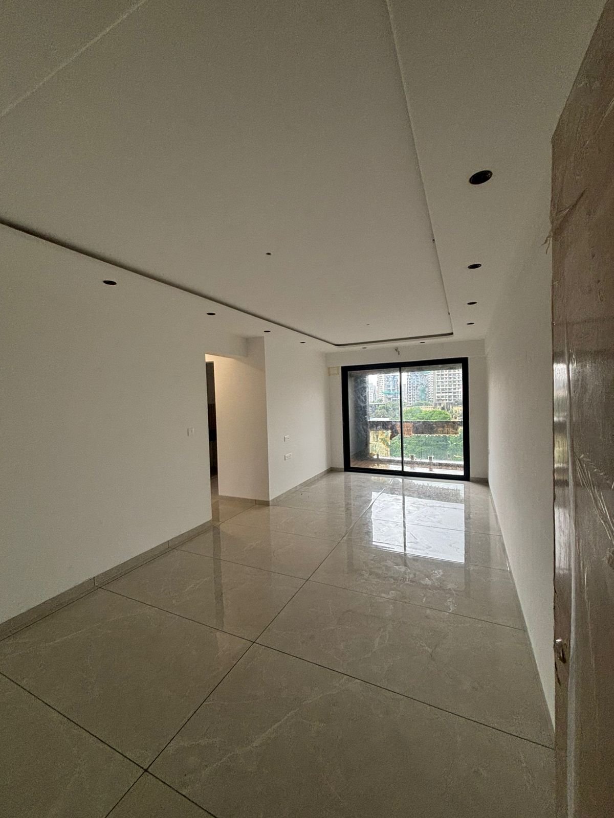 Urna 71P by Sanjay Mittal, Borivali East